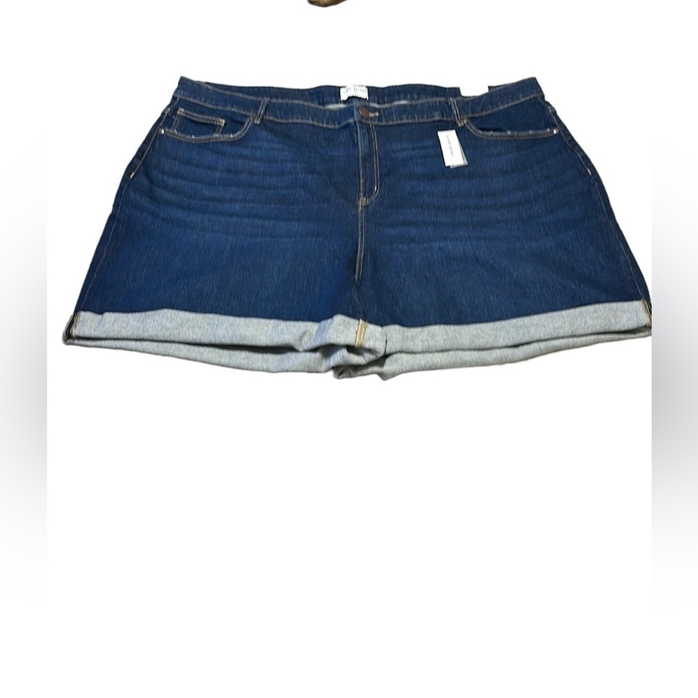 LANE BRYANT Mid-rise Boyfriend Midi Jean Short Size 34/36 NWT